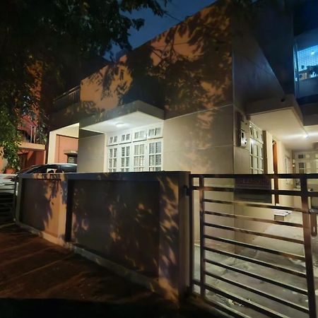 Homestayz Crown Bengaluru Zewnętrze zdjęcie
