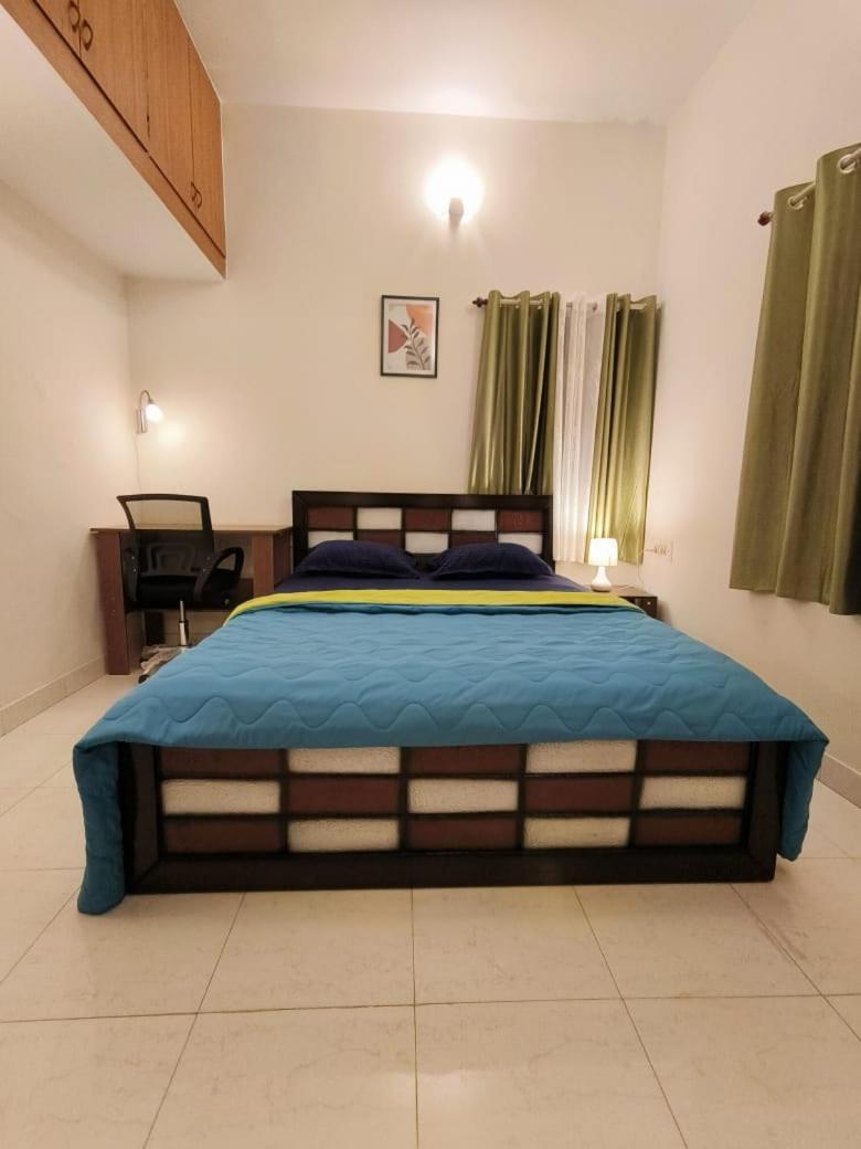 Homestayz Crown Bengaluru Zewnętrze zdjęcie