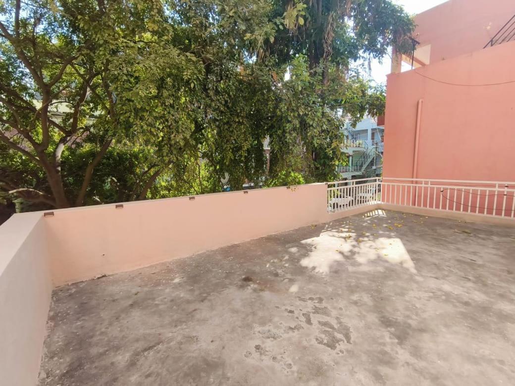 Homestayz Crown Bengaluru Pokój zdjęcie