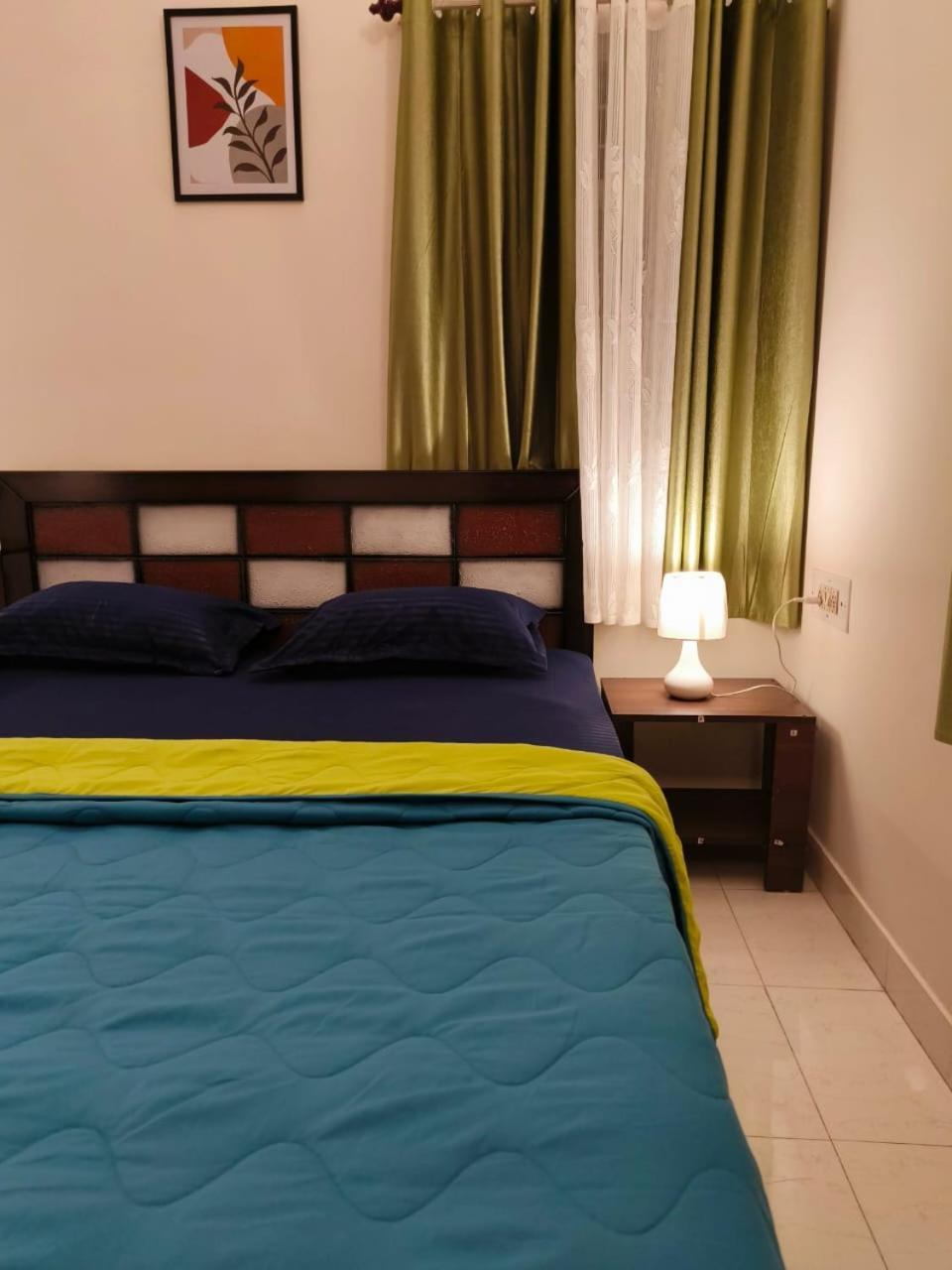 Homestayz Crown Bengaluru Pokój zdjęcie